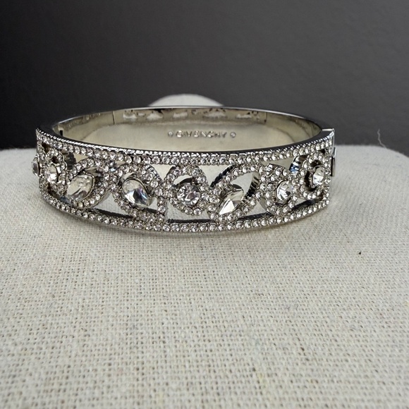 Givenchy Womens Openwork Oval Glass Crystal Silver Tone Bangle Bracelet - Picture 4 of 11